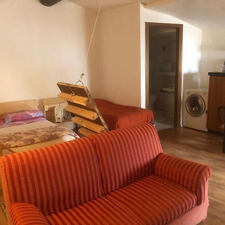 Lovely 1 Room Bedroom Loft, 20 Mins To Bgy Airport Pradalunga Exterior photo